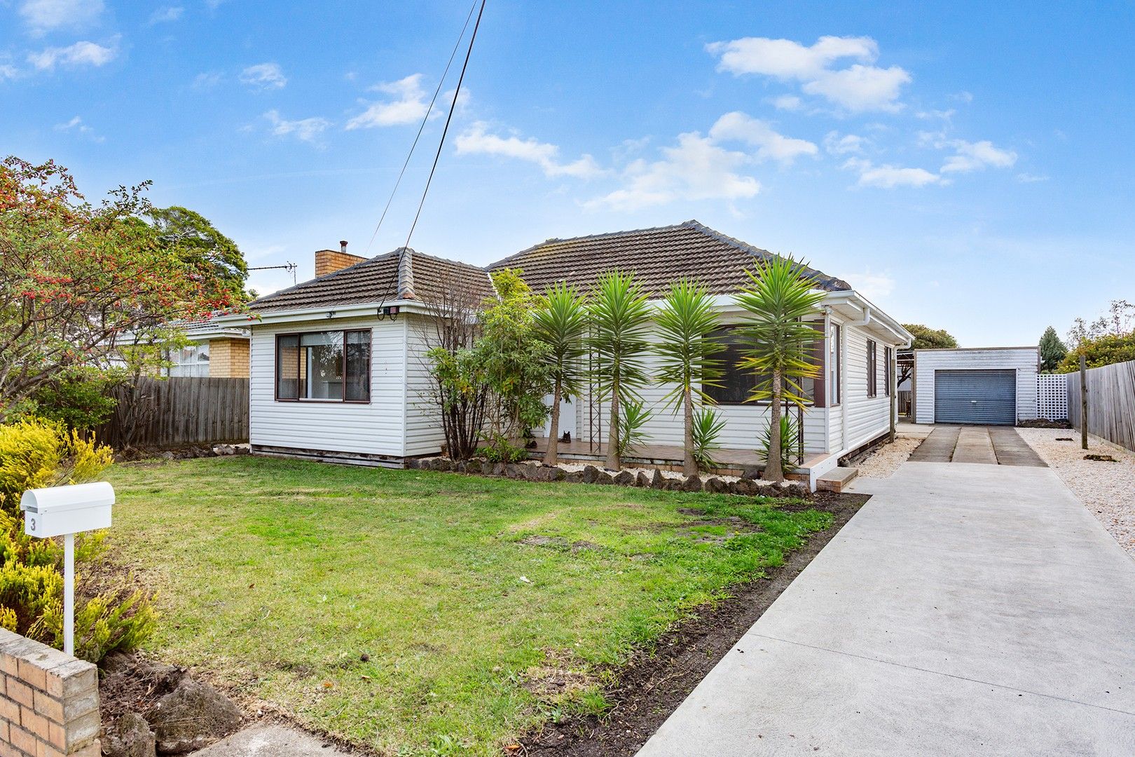 4 bedrooms House in 3 Dorcas St NEWCOMB VIC, 3219