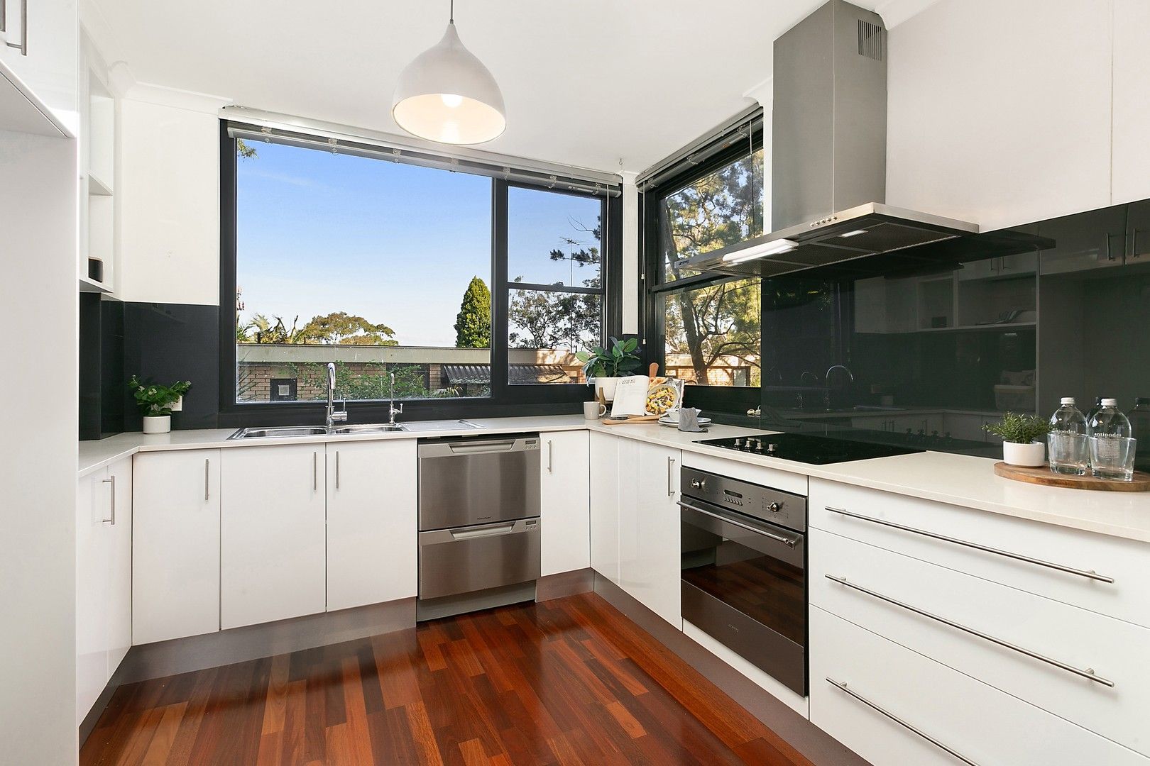 2 bedrooms Apartment / Unit / Flat in 34/299 Burns Bay Road LANE COVE NSW, 2066