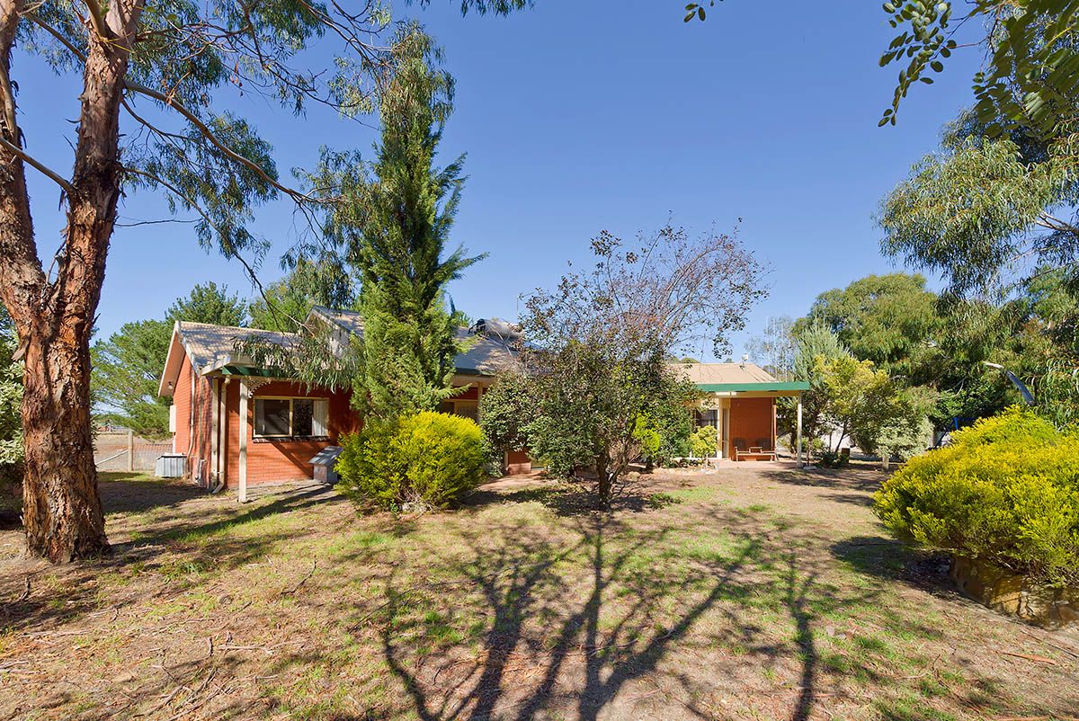 24 Thornhill Lane, Elphinstone VIC 3448, Image 0