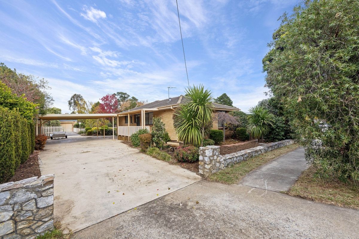 14 Elizabeth Crescent, Queanbeyan East NSW 2620, Image 0