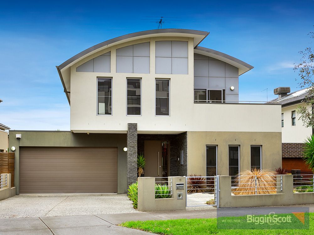 18 Hillsdale Avenue, Maribyrnong VIC 3032