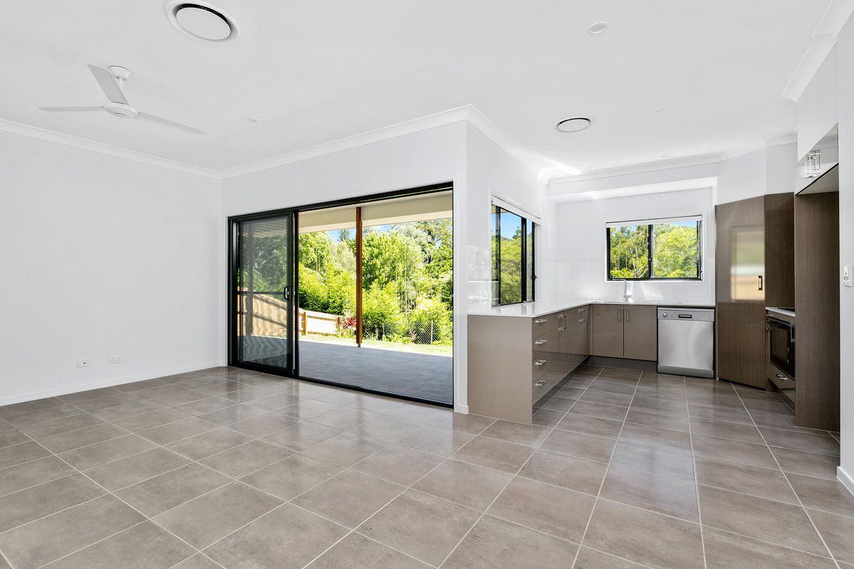 2/23B Churchill Street, Palmwoods QLD 4555, Image 2