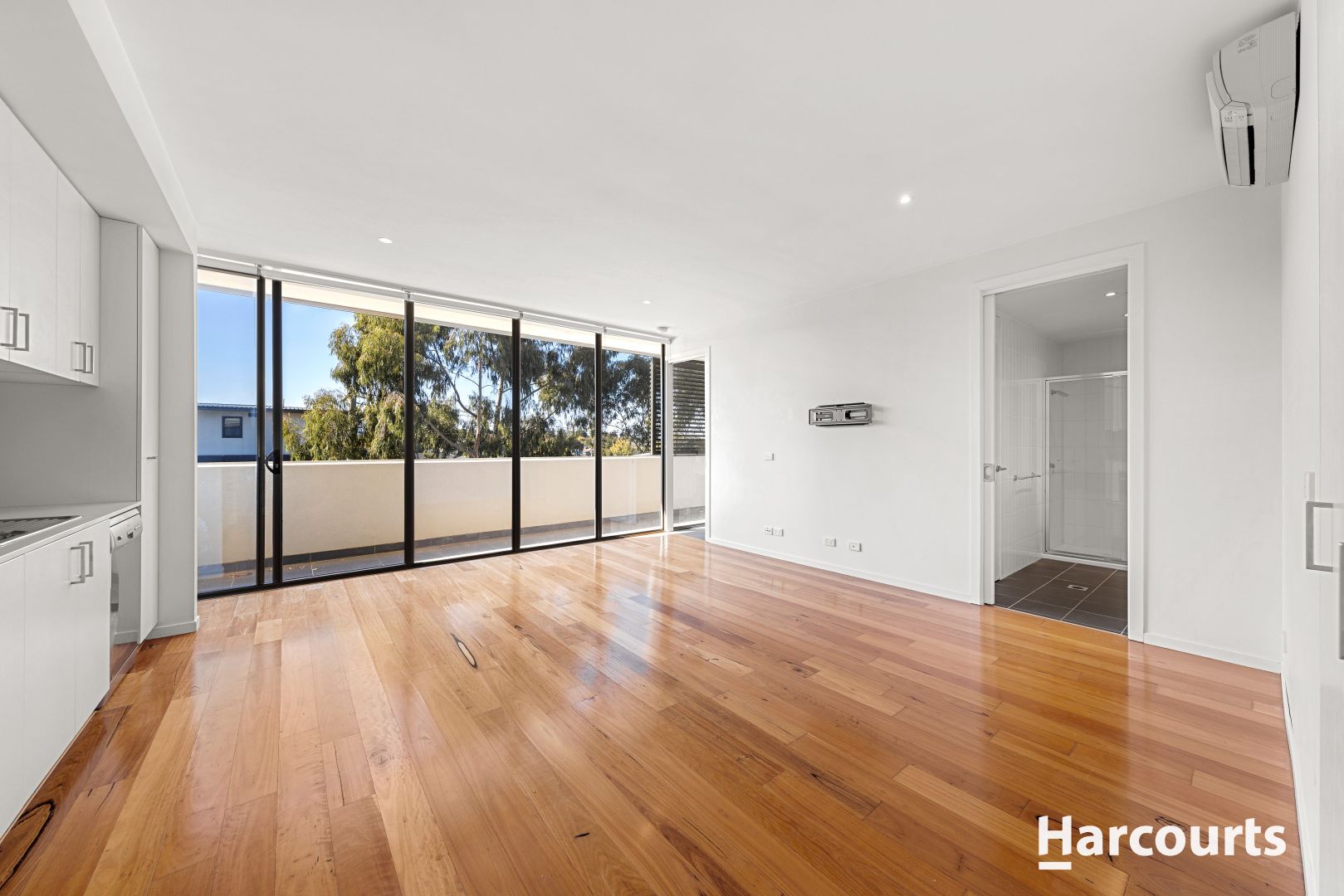 37/2-4 Samada Street, Notting Hill VIC 3168, Image 2