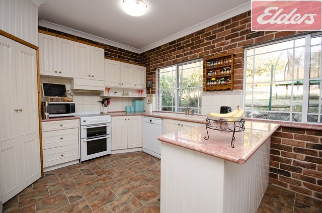 682 Mahers Road, Bonegilla VIC 3691, Image 1