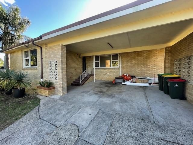 4 bedrooms House in 17 Cilento Crescent EAST RYDE NSW, 2113