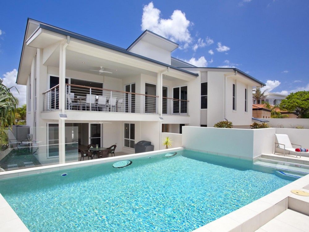 10 Antipodes Close, Castaways Beach QLD 4567, Image 0