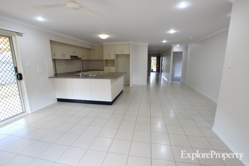 10 Peacock Place, Marian QLD 4753, Image 2