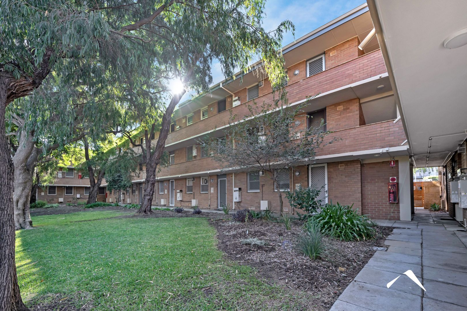 205/583 William Street, Mount Lawley WA 6050 Apartment For Rent