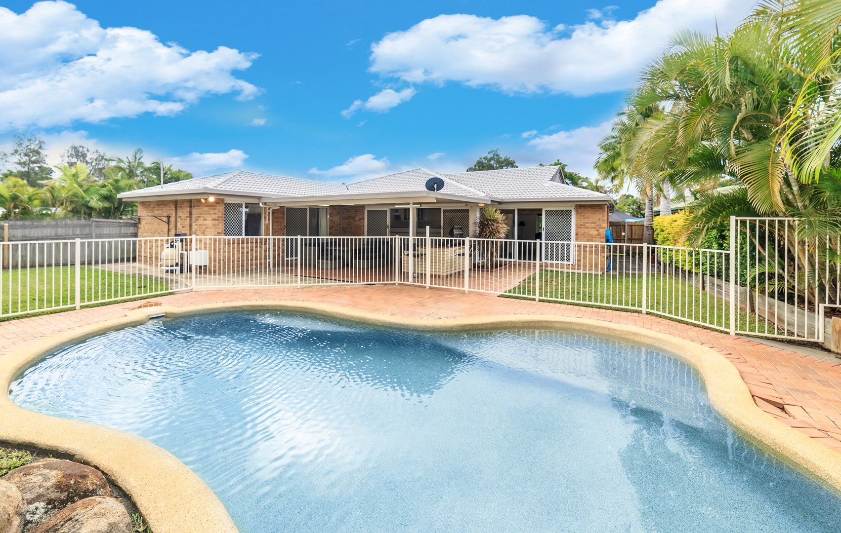 19 Henry Cotton Drive, Parkwood QLD 4214, Image 0