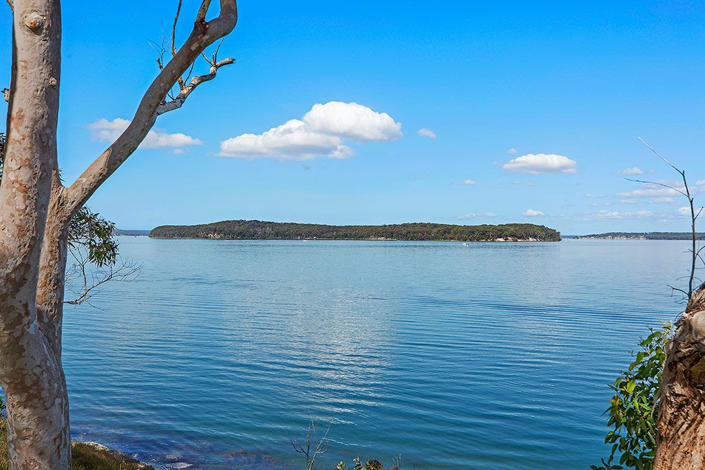 21 Rees Street, Wangi Wangi NSW 2267, Image 0