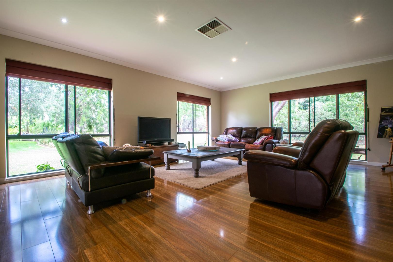 23 Charmere Place, Dubbo NSW 2830, Image 2