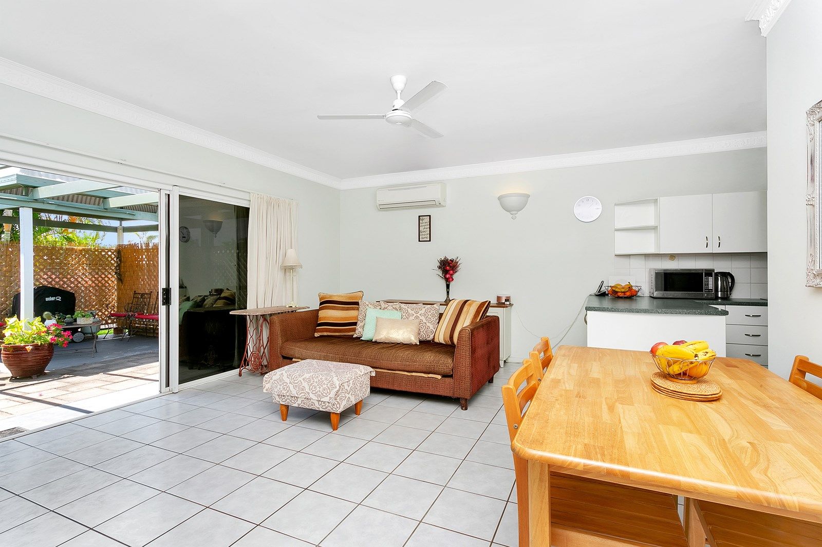 9/60-68 Swallow Street, Mooroobool QLD 4870, Image 2