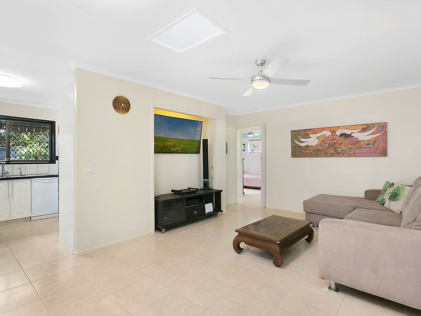 2/13 Logan Avenue, Miami QLD 4220, Image 2