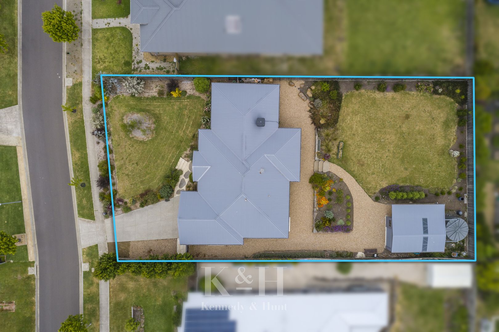 12 Kavanagh Court, Gisborne VIC 3437, Image 2