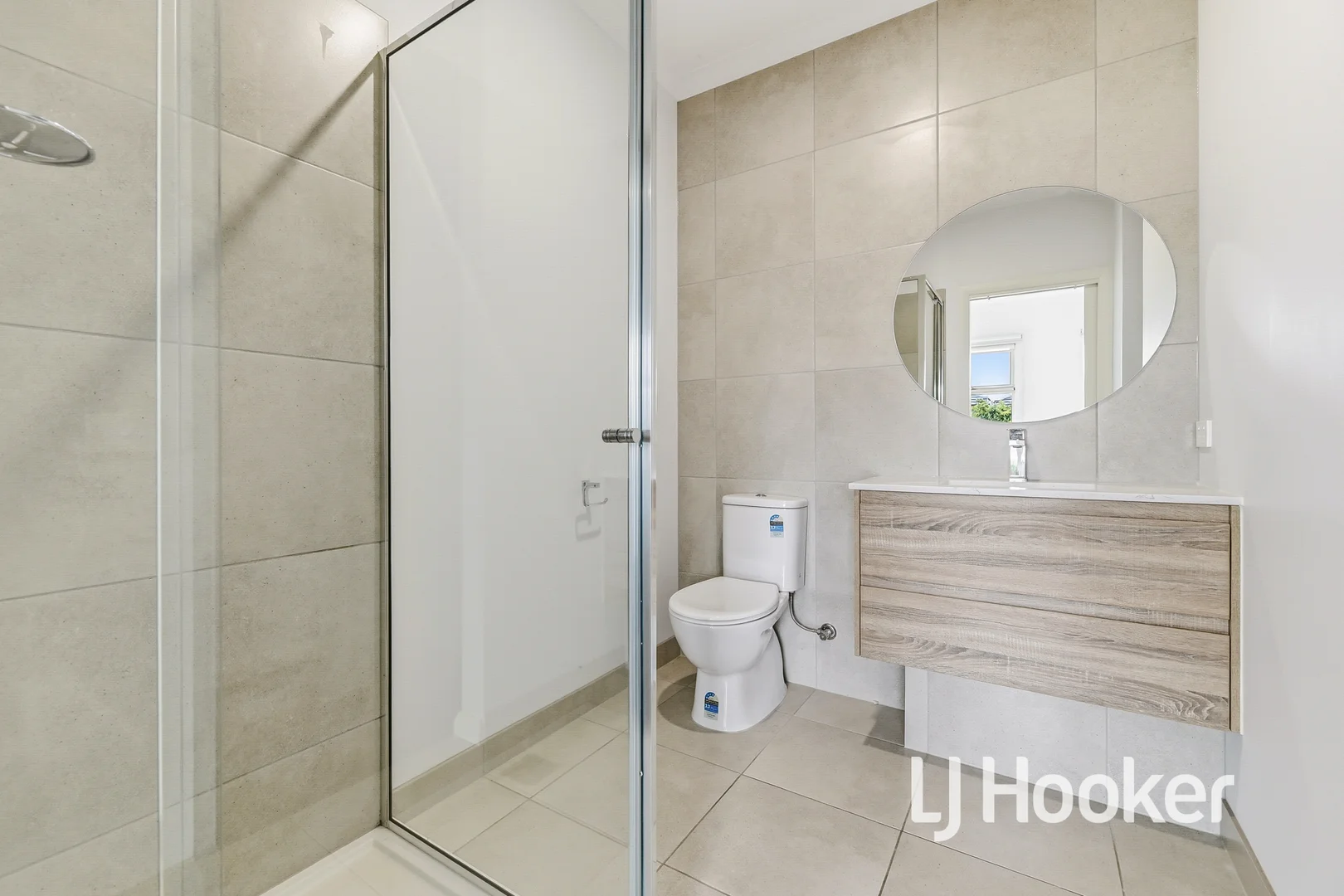 Additional image 8 of 10 Diplomat Crescent, Cranbourne South VIC 3977