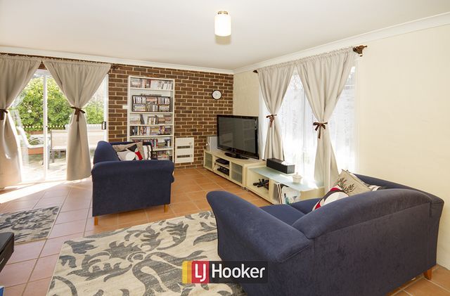 7A1 & 7A2 Belbin Place, MACQUARIE ACT 2614, Image 1