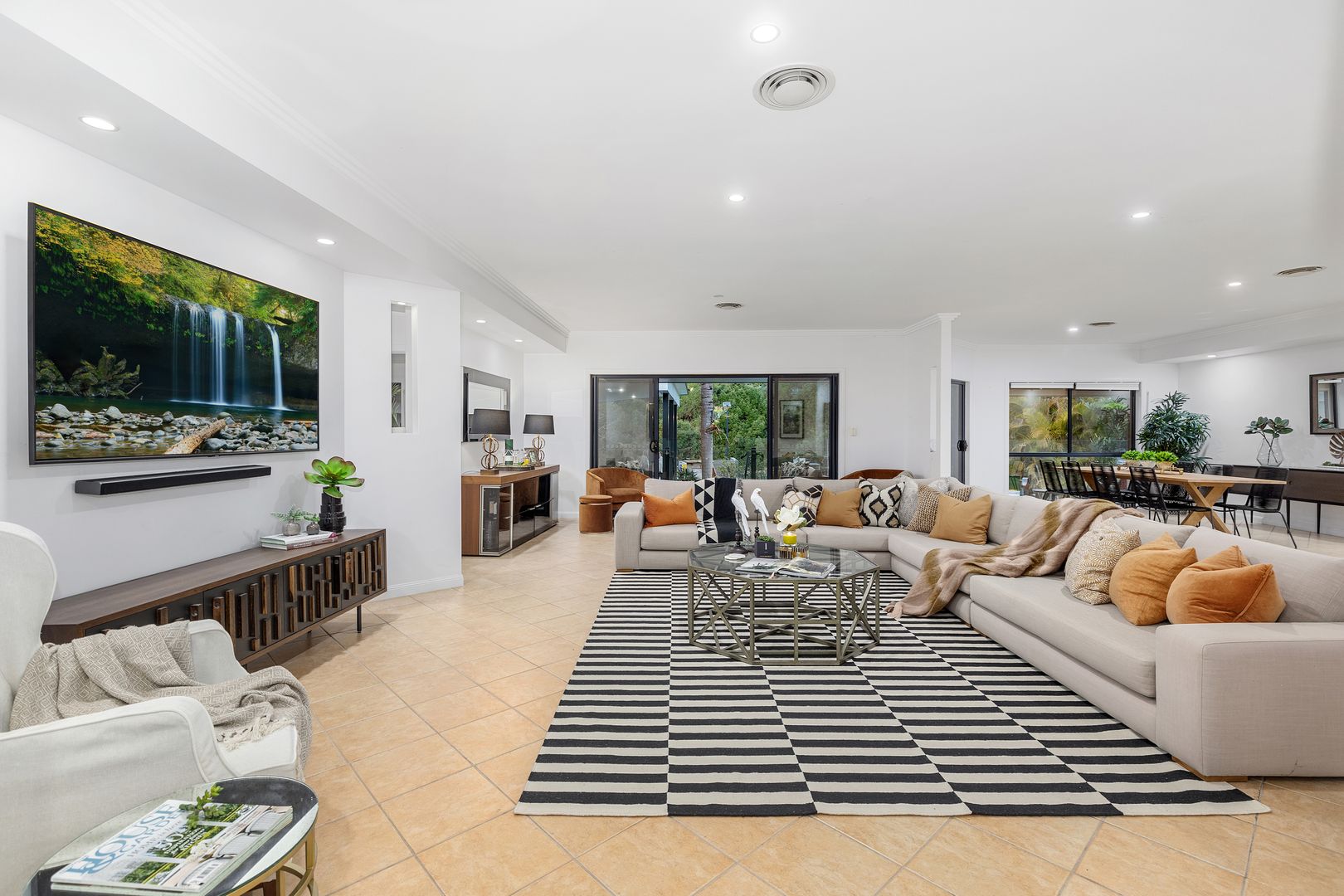 209 Syndicate Road, Tallebudgera Valley QLD 4228, Image 2