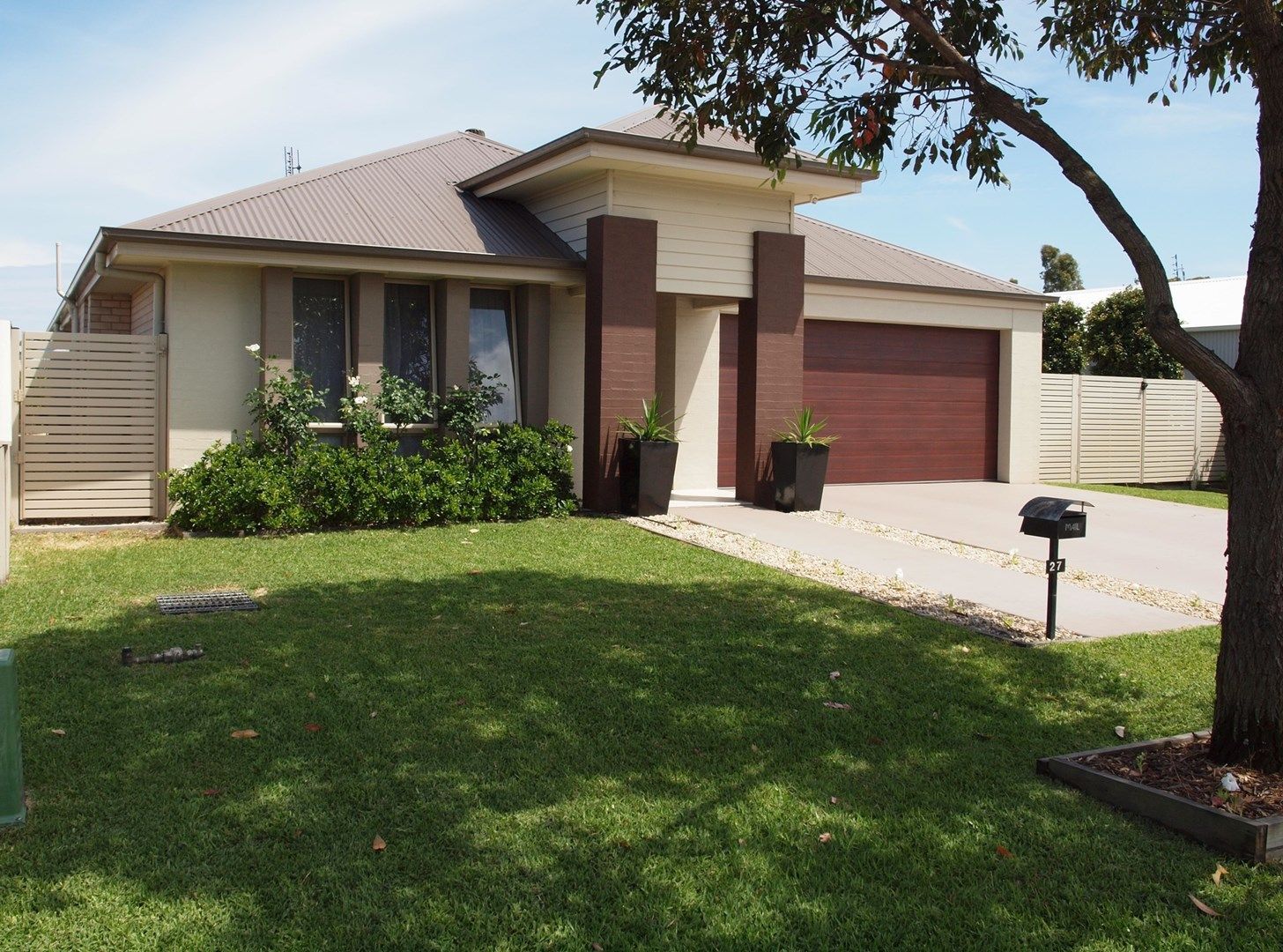 27 Reliance Bvd, Tanilba Bay NSW 2319, Image 0