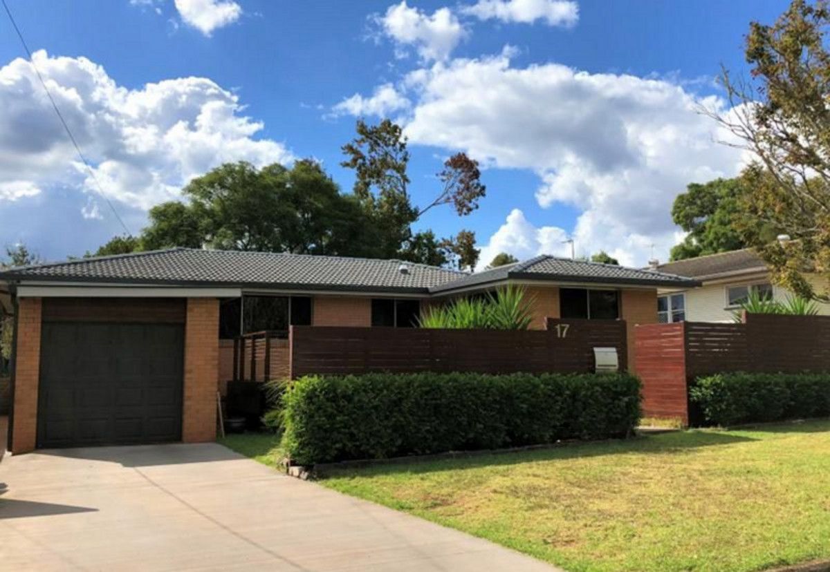 4 bedrooms House in 17 Acacia Street RANGEVILLE QLD, 4350