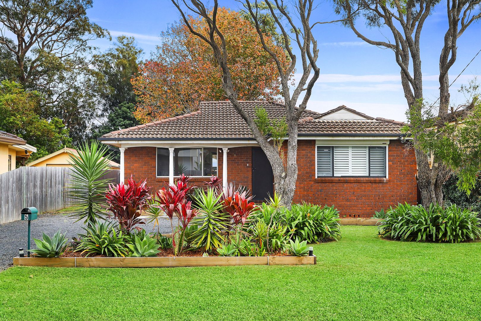 5 Moorlan Avenue, Killarney Vale NSW 2261, Image 2