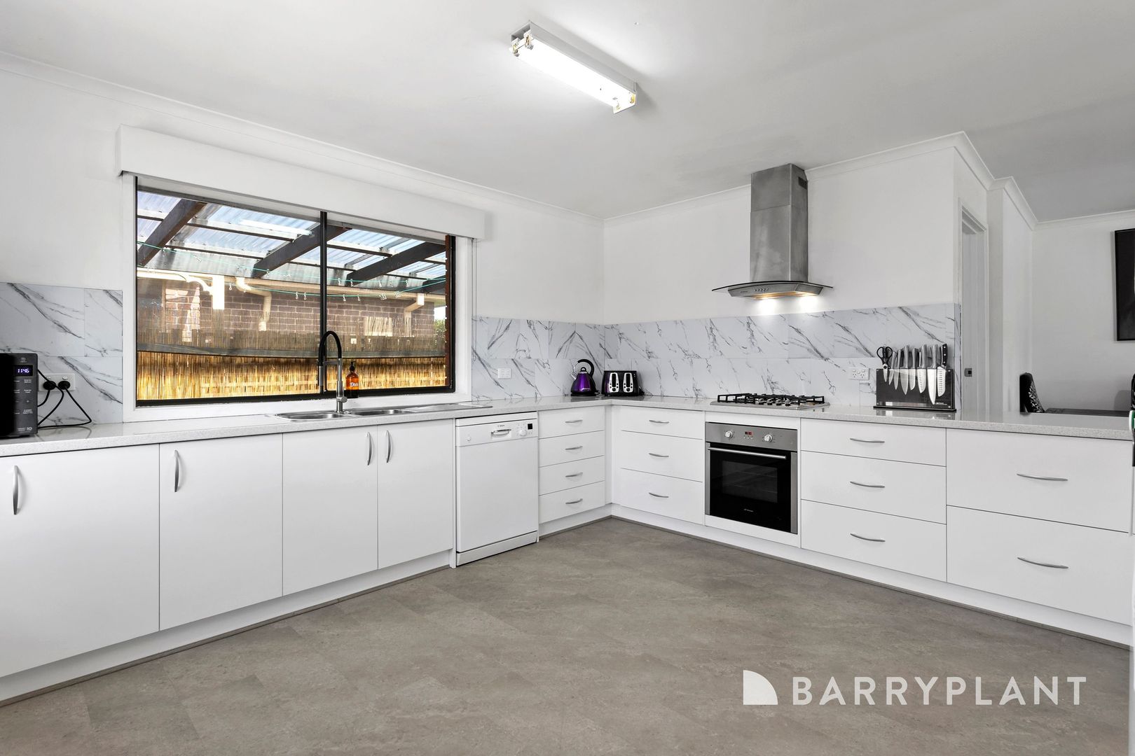 1/5 Tresize Court, Lang Lang VIC 3984, Image 2