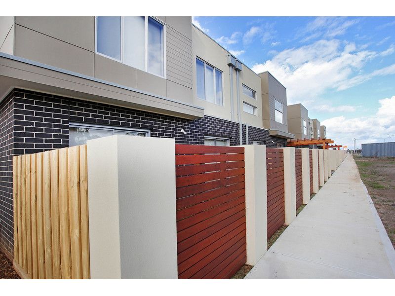 6/5 Thomas Carr Drive, TARNEIT VIC 3029, Image 1