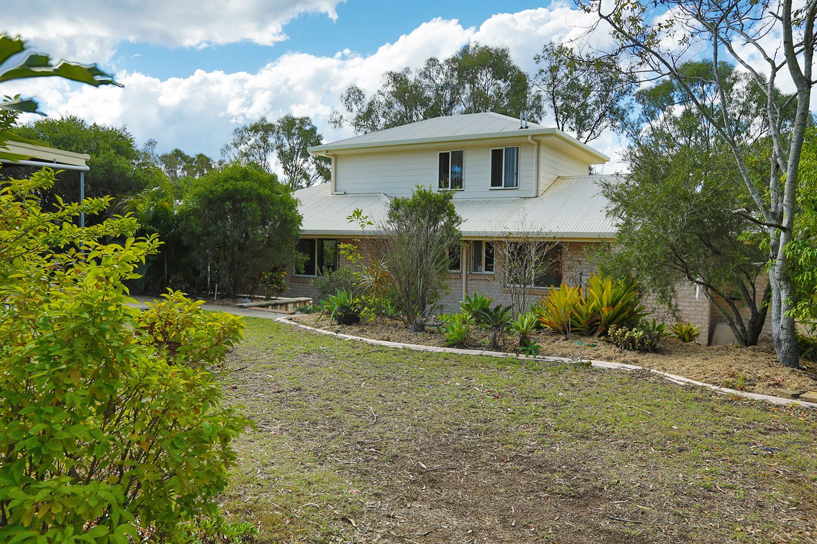 18 Flora Drive, Beecher QLD 4680 House for Sale 595,000 Domain