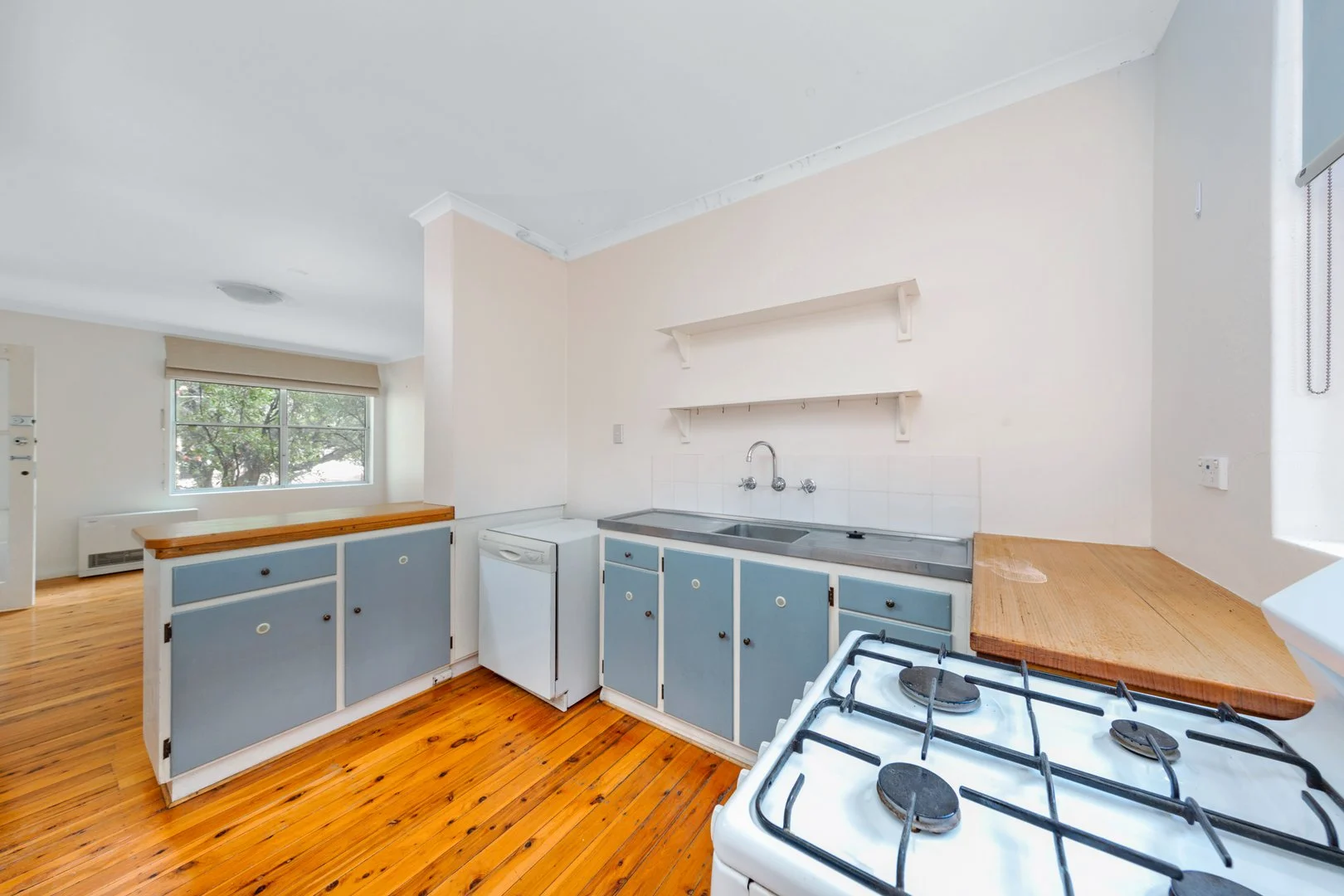 Additional image 7 of 7/86 Anzac Parade, Campbell ACT 2612