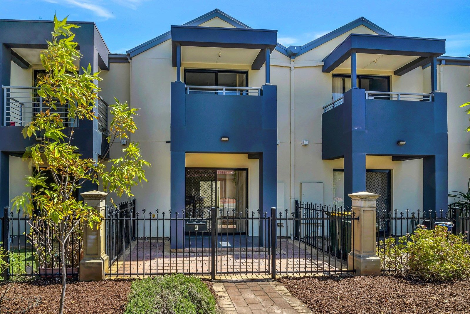 Unit 5/8-11 Silverbirch Place, Mawson Lakes SA 5095, Image 2