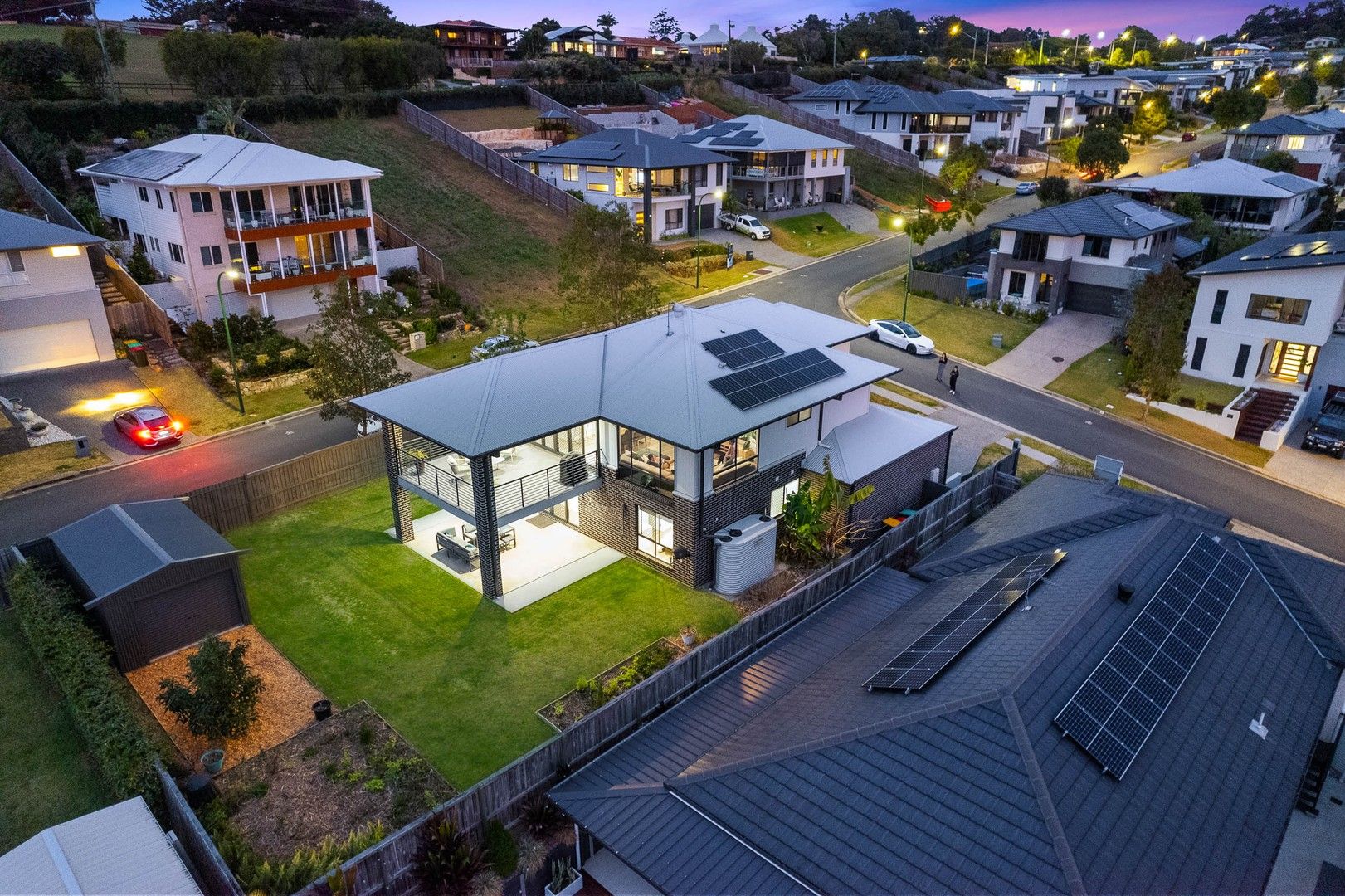 5 bedrooms House in 2 Woodroffe Street TERRANORA NSW, 2486