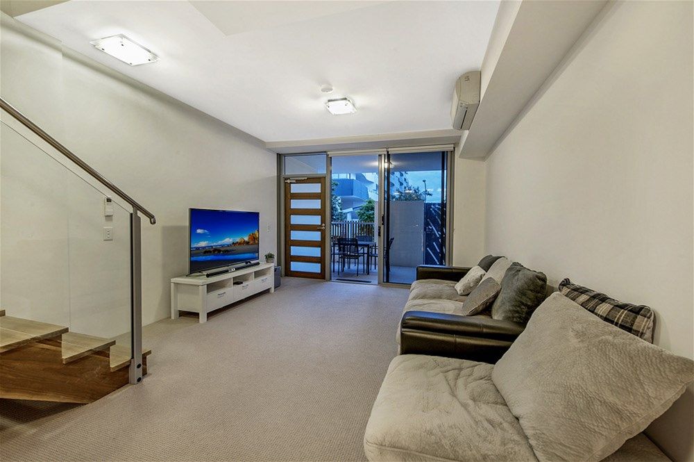 2 bedrooms Apartment / Unit / Flat in 10003/30 Ducan Street WEST END QLD, 4101