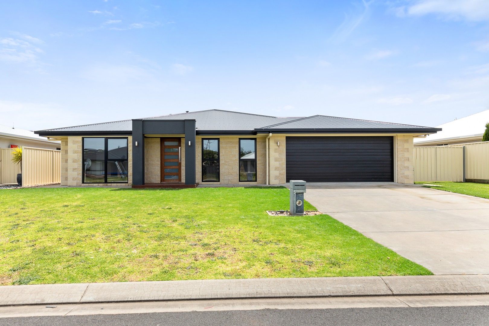 5 Lillypilly Court, Worrolong SA 5291, Image 0