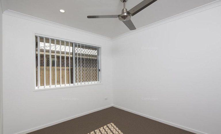 8 Apple Circuit, Griffin QLD 4503, Image 2