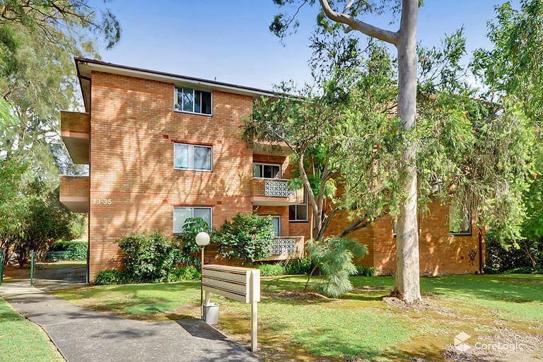 2 bedrooms Apartment / Unit / Flat in 14/33-35 MURIEL STREET HORNSBY NSW, 2077
