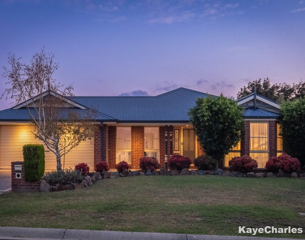 14 Drysdale Street, Pakenham VIC 3810