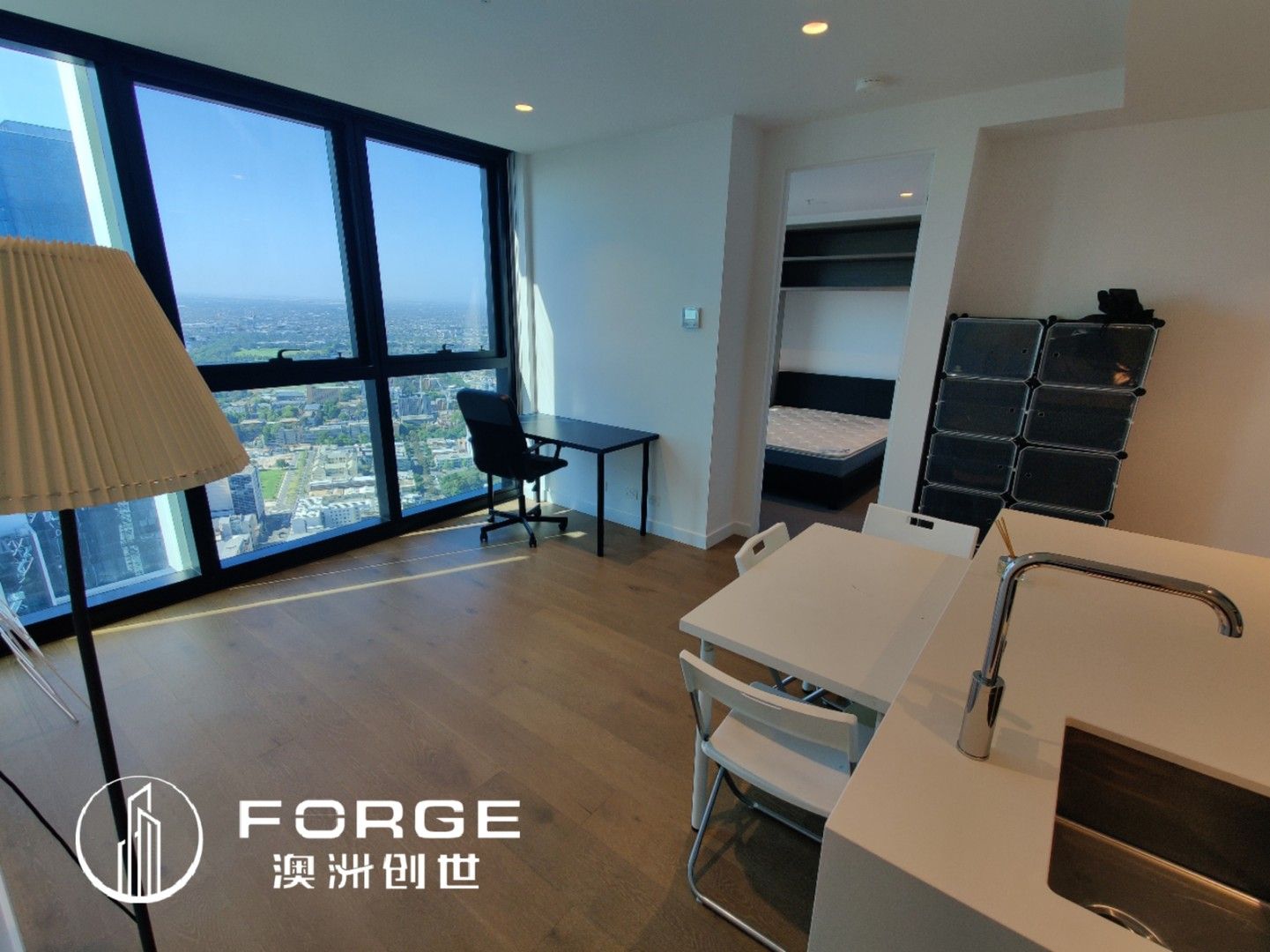 2 bedrooms Apartment / Unit / Flat in 6701/462 Elizabeth Street MELBOURNE VIC, 3000