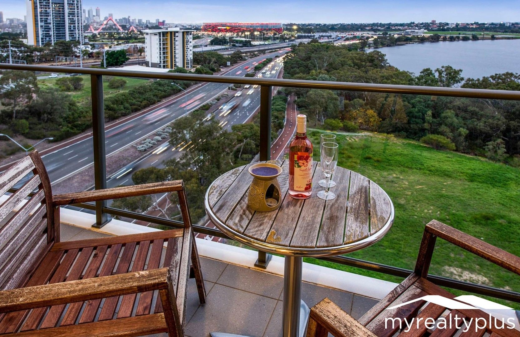 1 bedrooms Apartment / Unit / Flat in 147/1 Rowe Avenue RIVERVALE WA, 6103