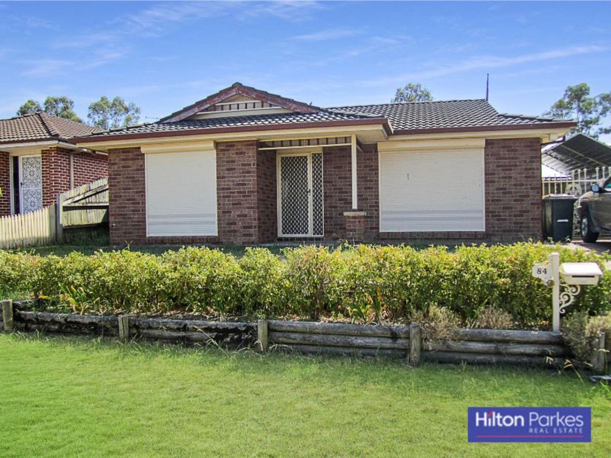 3 bedrooms House in 84 Southee Circuit OAKHURST NSW, 2761