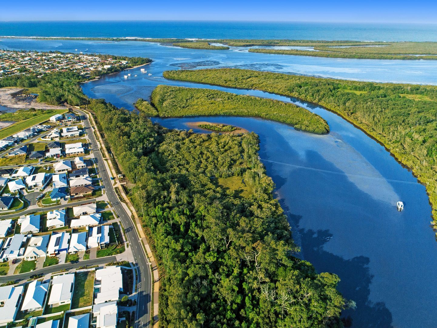 67 Sovereign Circuit, Pelican Waters QLD 4551, Image 2
