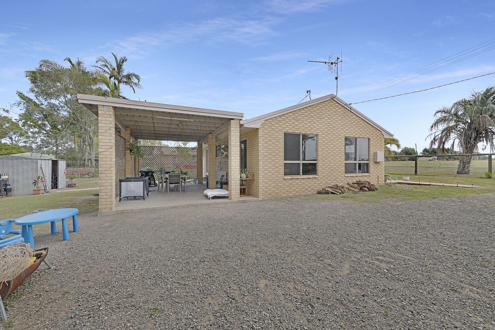 53 Gorlicks Road, Branyan QLD 4670, Image 2