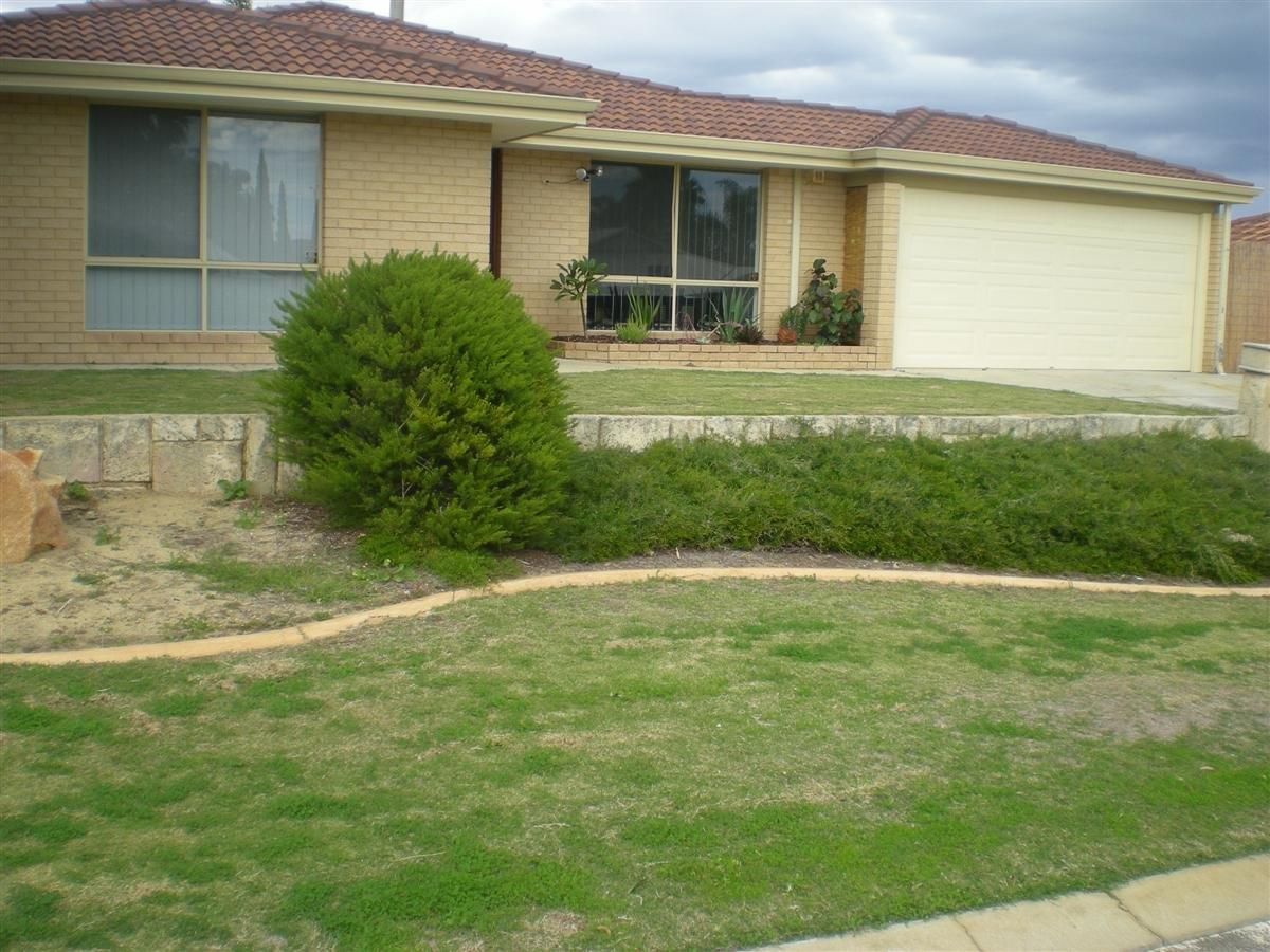 4 bedrooms House in 4 Tebb Mews CLARKSON WA, 6030