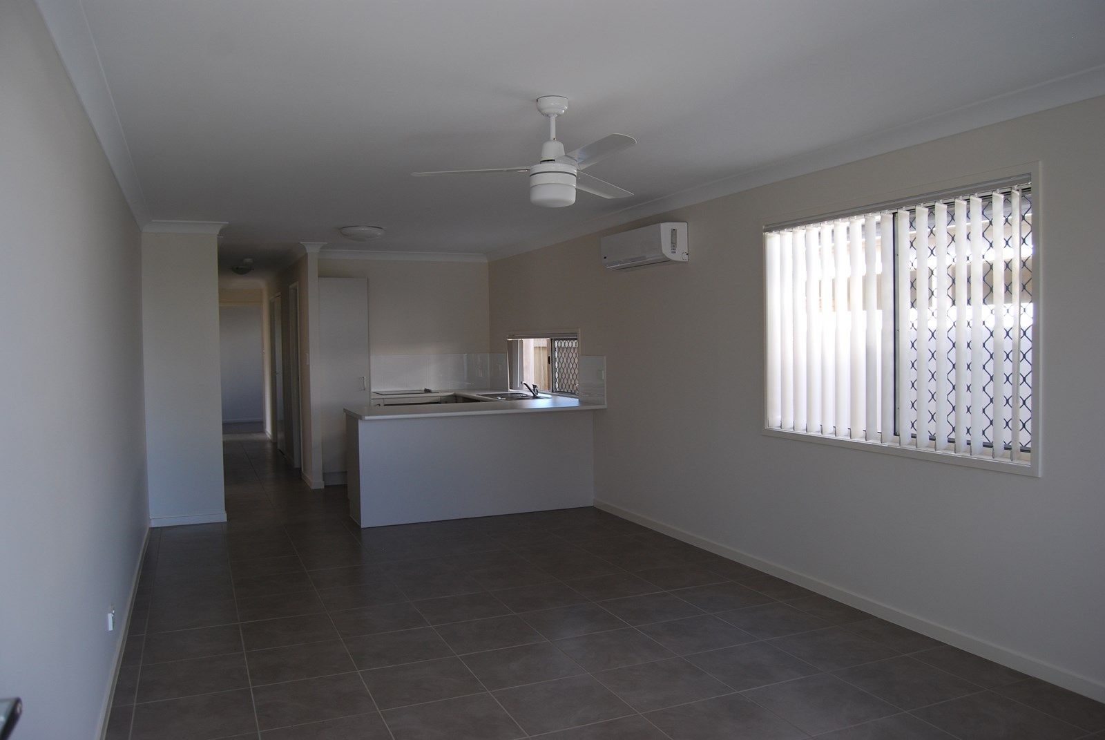 1/9 Boardman Street, Kallangur QLD 4503, Image 1