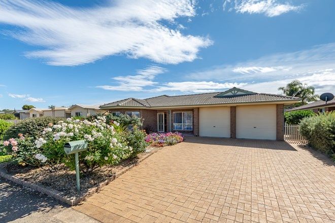 Picture of 10 George Street, TAILEM BEND SA 5260