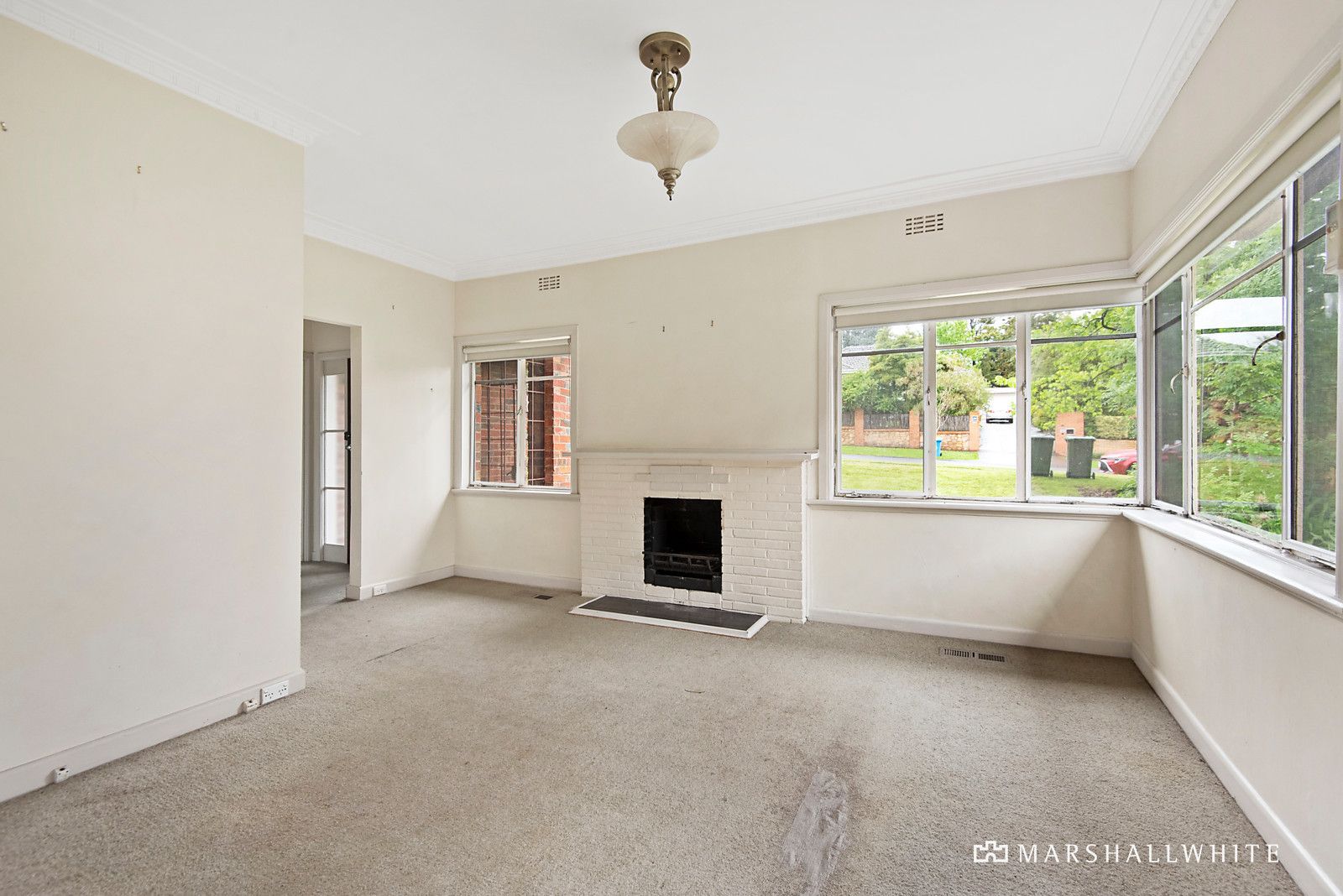 21 Harrington Avenue, Balwyn North VIC 3104, Image 2