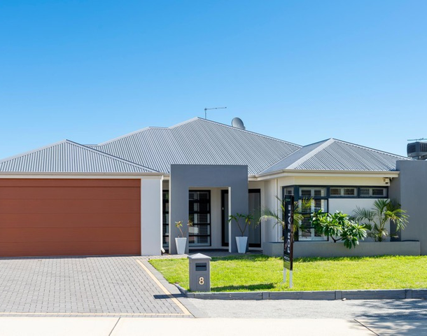 8 Tandure Heights, Lakelands WA 6180