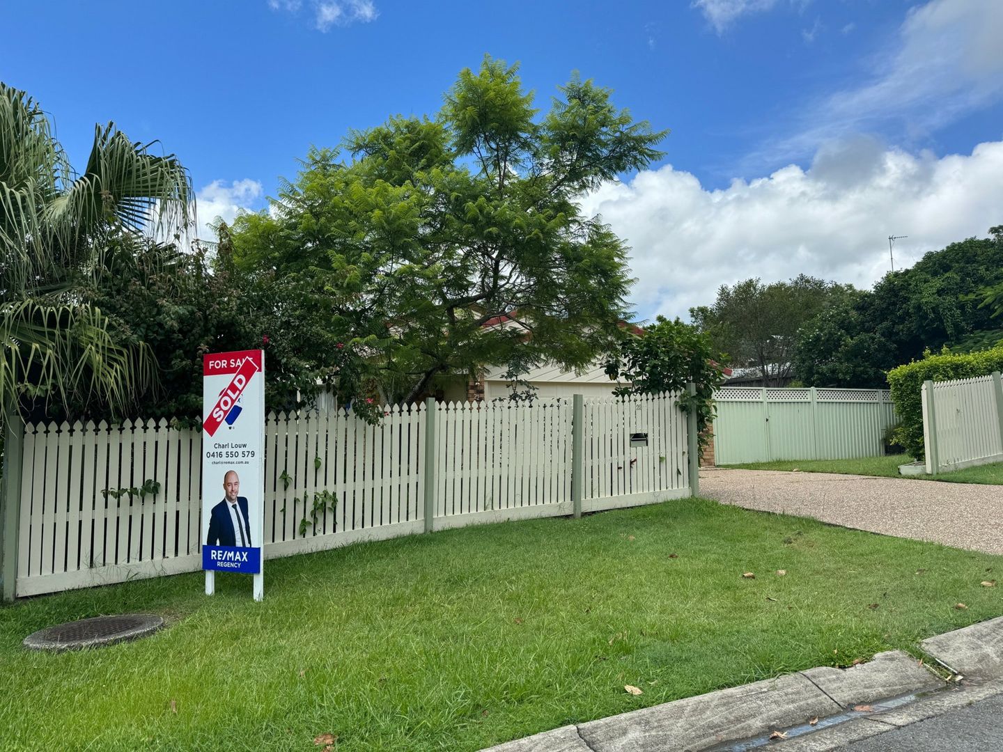 22 Bendigo Crescent, Tallai QLD 4213, Image 2