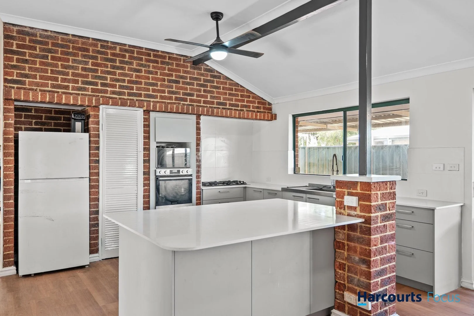 77 Clayton Street, Bellevue WA 6056