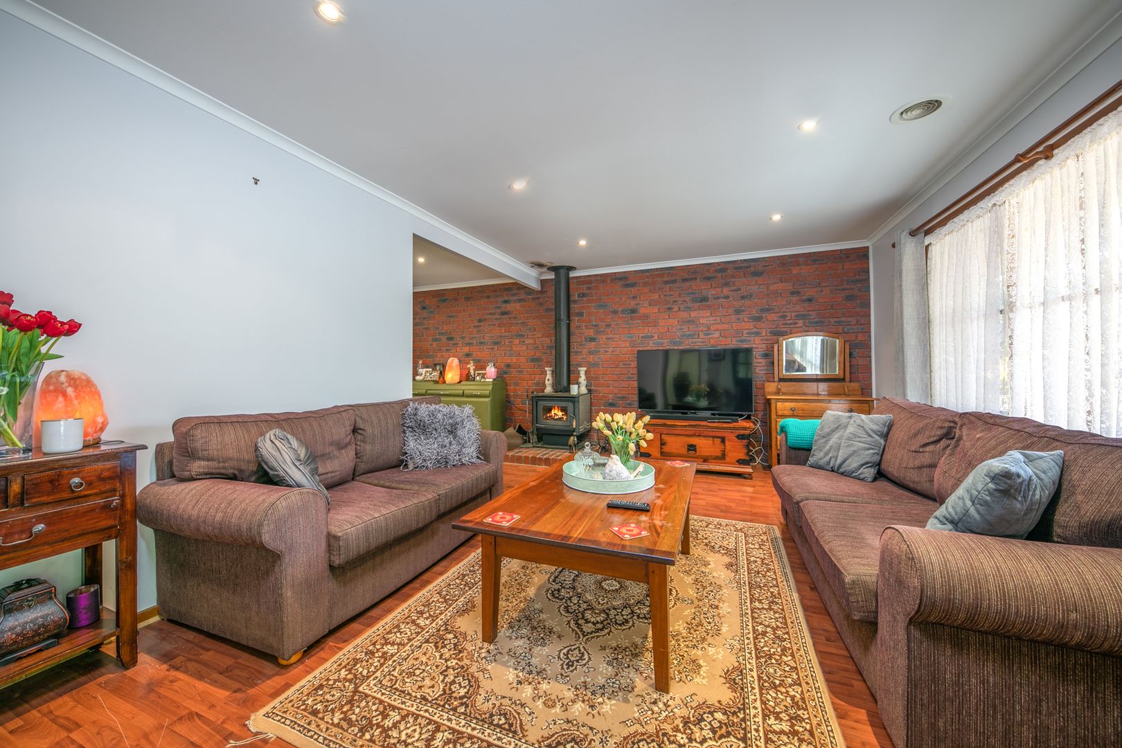 3 Ash Court, Romsey VIC 3434, Image 2