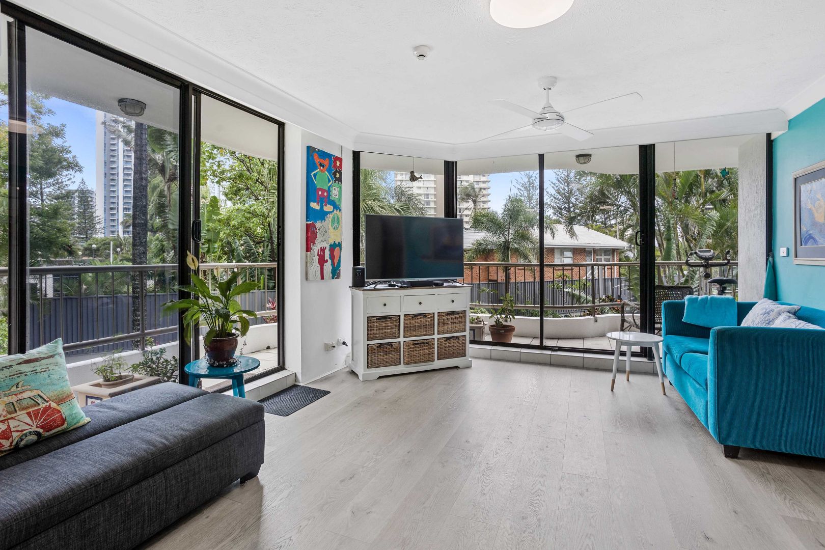 3/19 Aubrey St, Surfers Paradise QLD 4217, Image 2