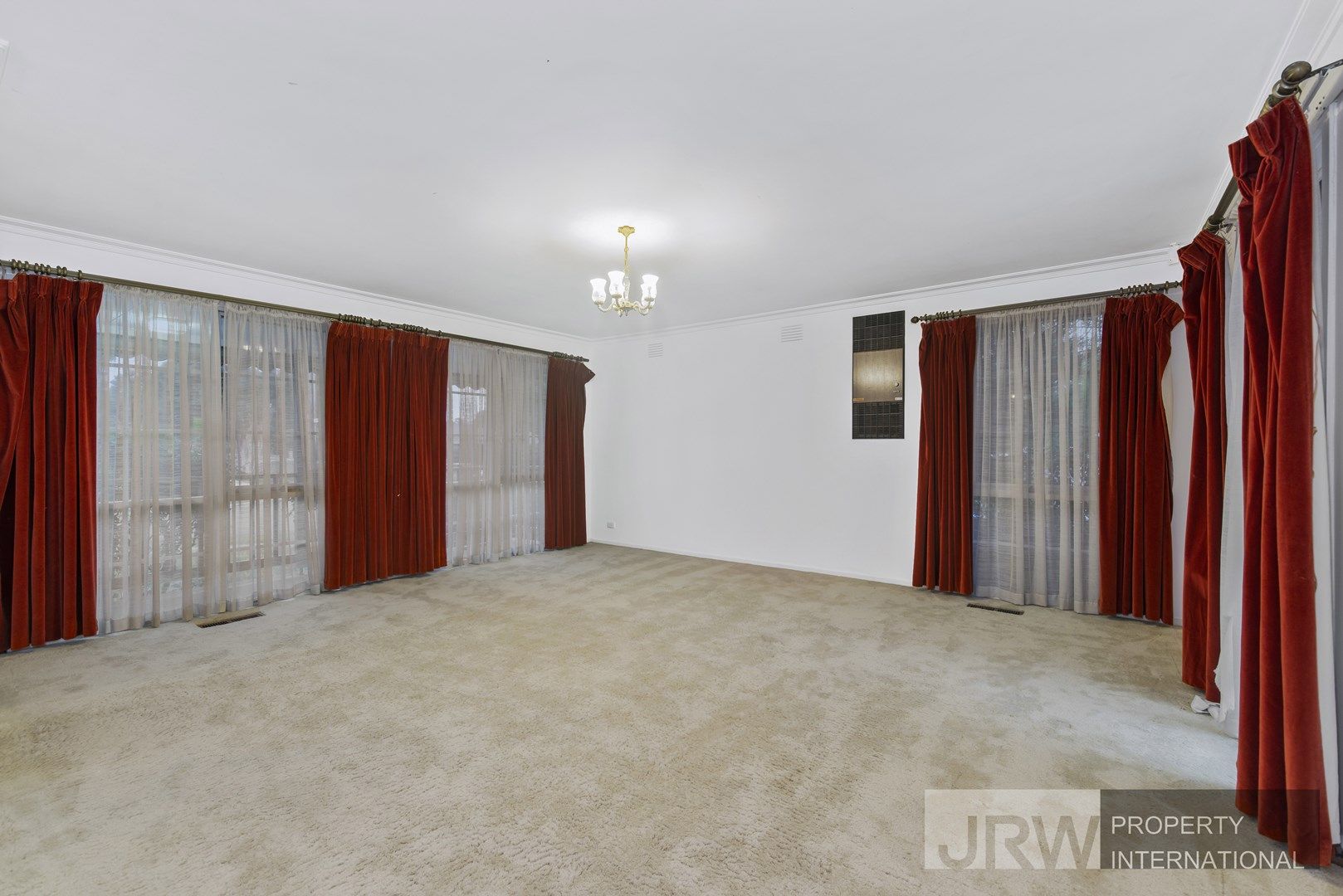 2 Cowrie Street, Glen Waverley VIC 3150, Image 1